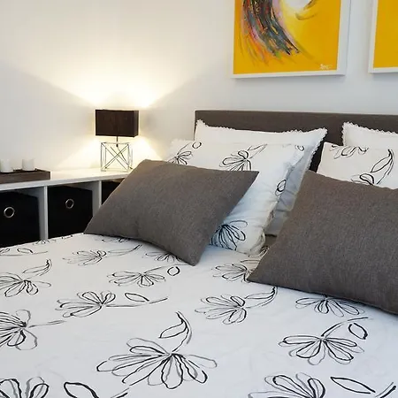 Manuela Apartmán *